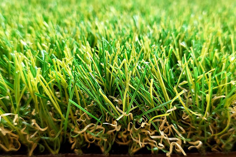 Vivilawn-C40319-XG8B8-Quality-Indoor-Artificial-Grass-on-Balcony-with-Faux-Plastic-Artificial-Turf-Patio-Grass-feature-1